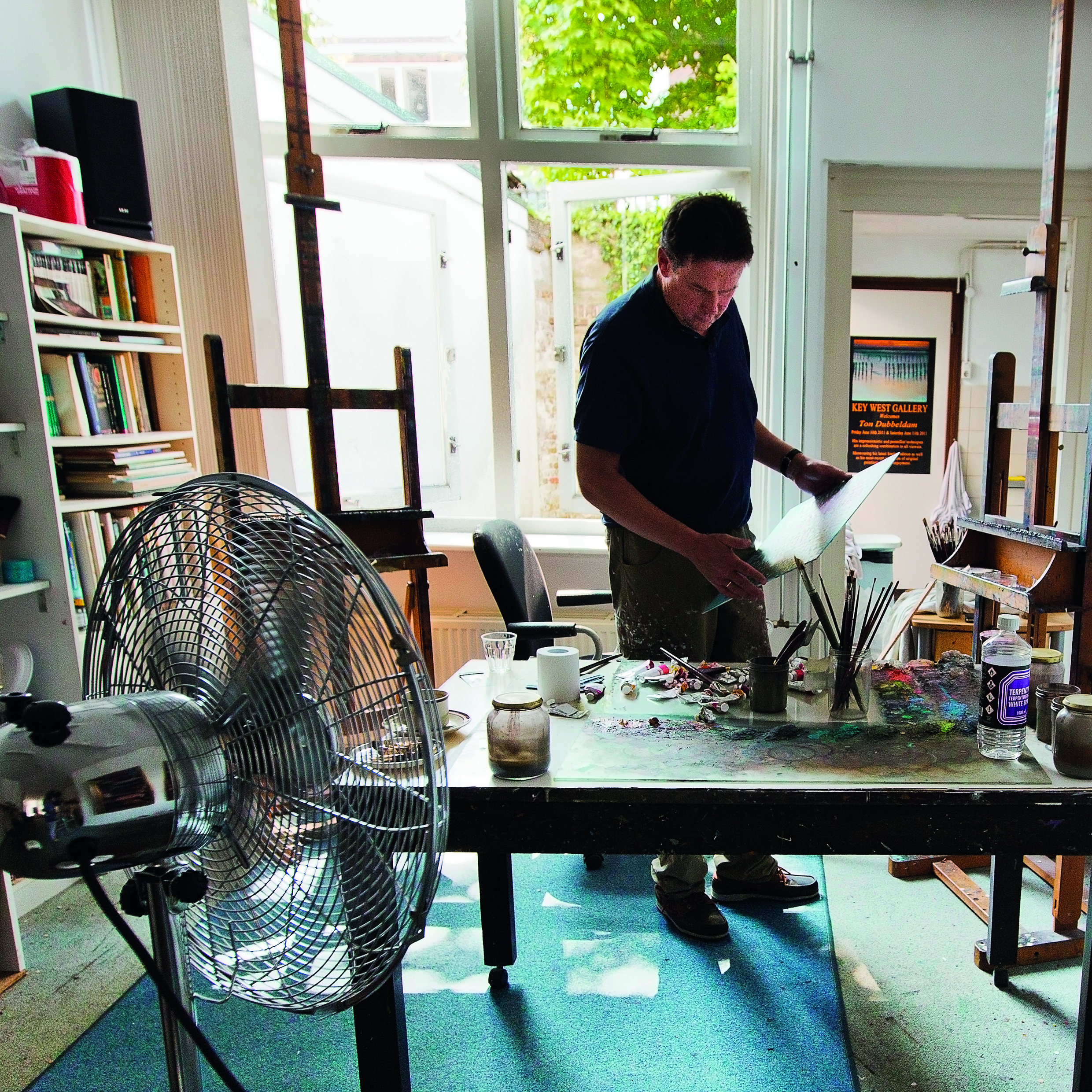 Ton in zijn atelier