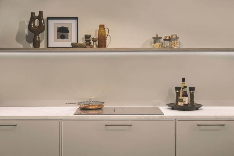 Peyto kookplaat met aanzuiging Wave Design