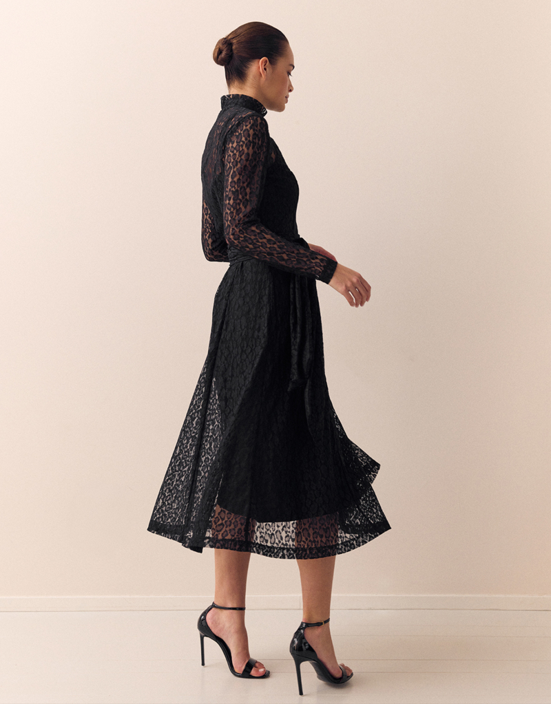 Caïro €399. São Paulo €369