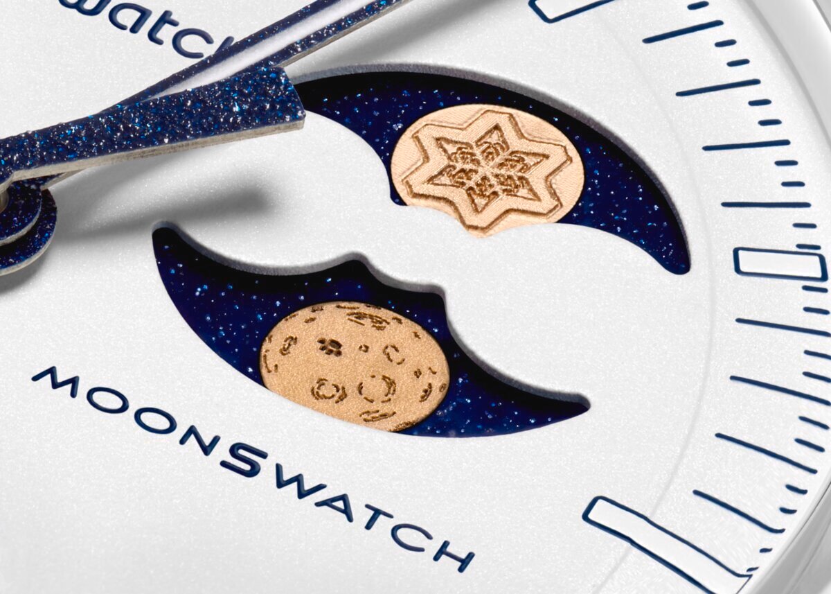 Swatch_AW25_MoonSwatch_SO33W70