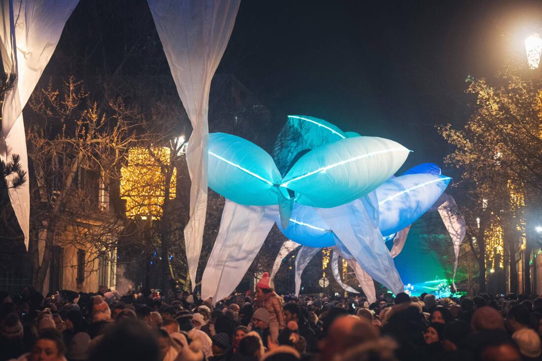 Habits de Lumière. Picture by Noémie Cozette © Ville d'Epernay Habits de Lumière. Picture by Noémie Cozette © Ville d'Epernay