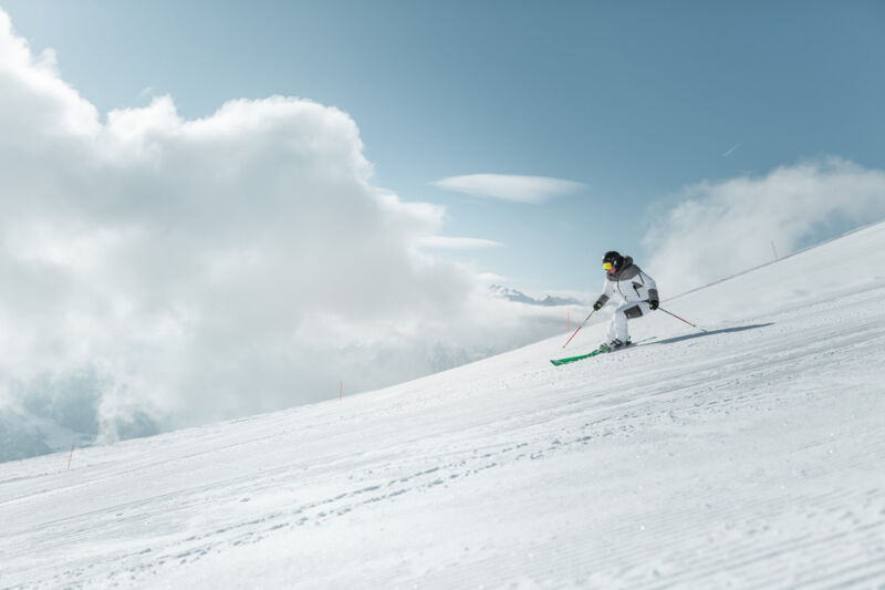 Ski-in Ski-out Schlosshotel Fiss © Mike Rabensteiner 