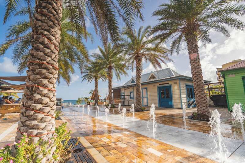 © St. Maarten Tourism Bureau