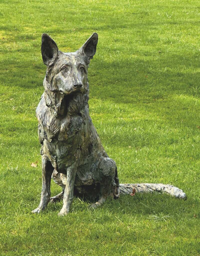 Duitse herder (brons)