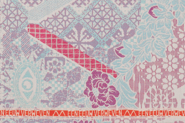 Een eeuw verweven detail. Foto door By Rox Photography.