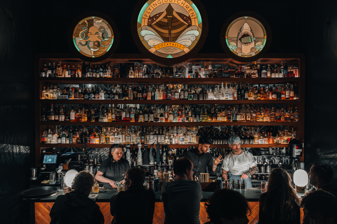 Bar Nouveau @Flying Dutchmen © Giannis/www.chromacreativestudios.com