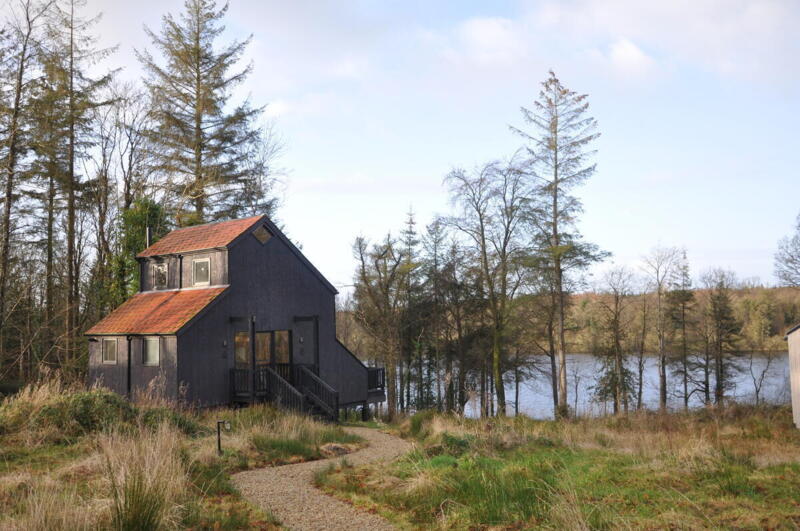 © Fáilte Ireland/Cabu by the Lakes, Co. Cavan