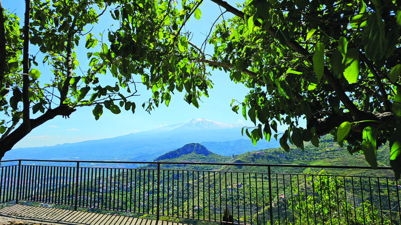 Uitzicht op  de Etna
