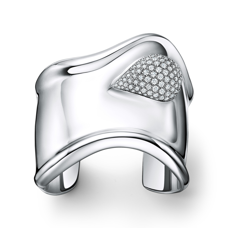 Tiffany & Co. Elsa Peretti Bone cuff  in platinum met pavé diamanten, middelgroot motief, rechter pols   SKU 75841566