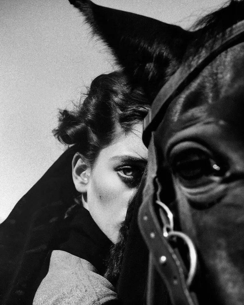Rodeo -  © Janus van der Eijnden Courtesy Hungry Eye Gallery
