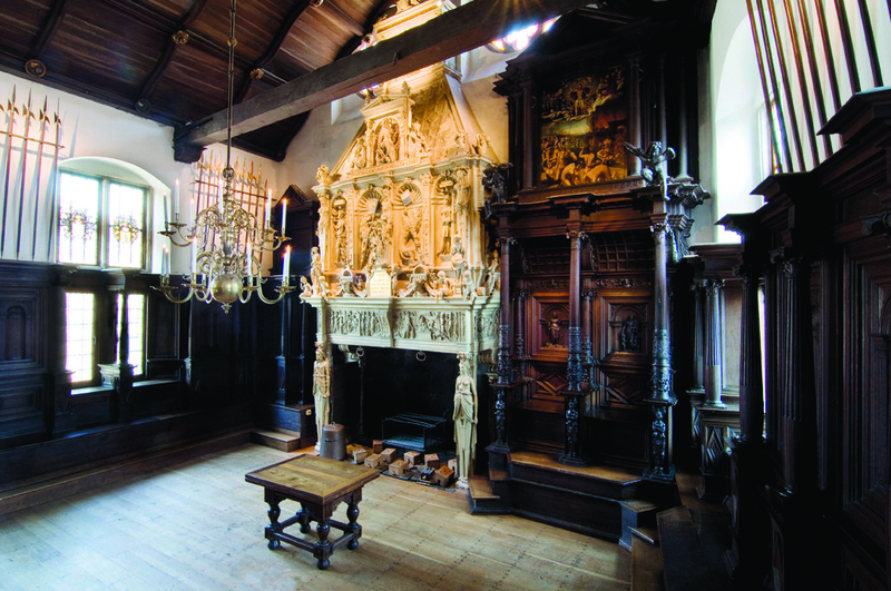 De unieke Schepenzaal uit 1545 © Vulkers Fotografie