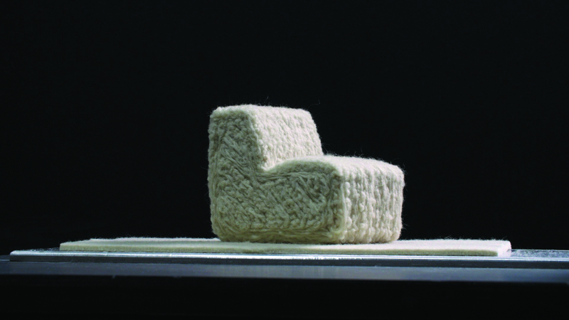 Schaalmodel WOBOT Chair van Christien Meindertsma, 32 x 45 x 38 cm © Roel van Tour
